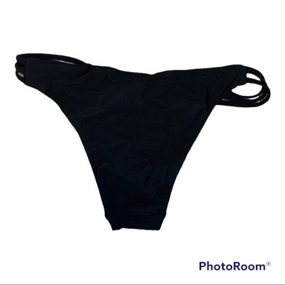 4/25💜 Black Cheeky Bikini Bottoms - Picture 2 of 6